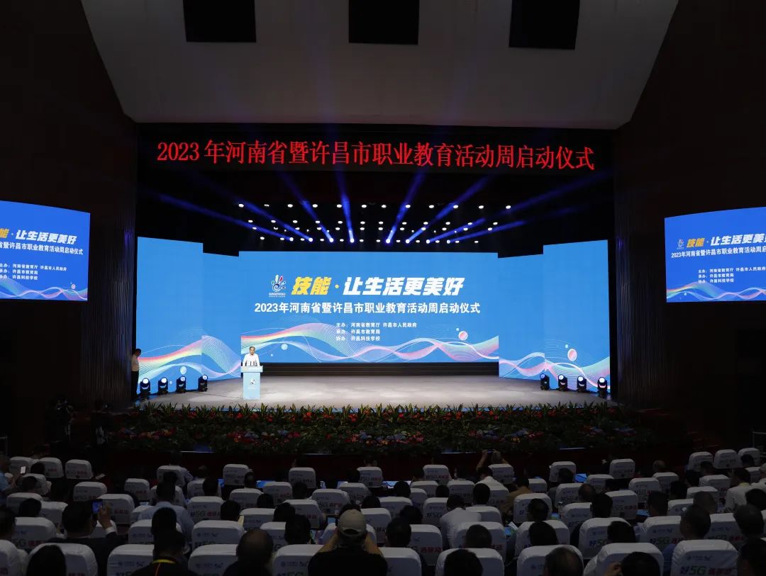 13887228.jpg 640.jpg